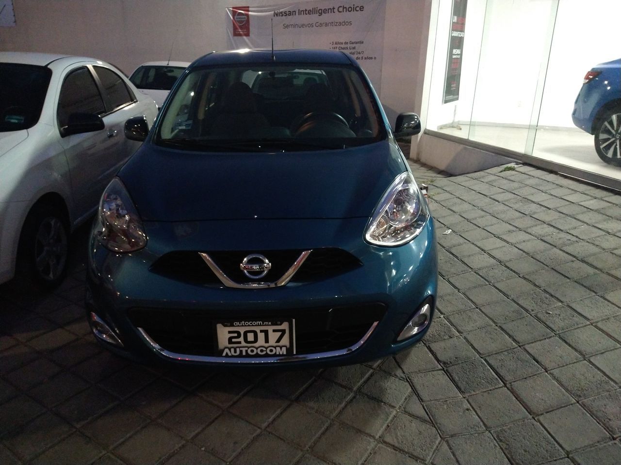 Nissan March 2017