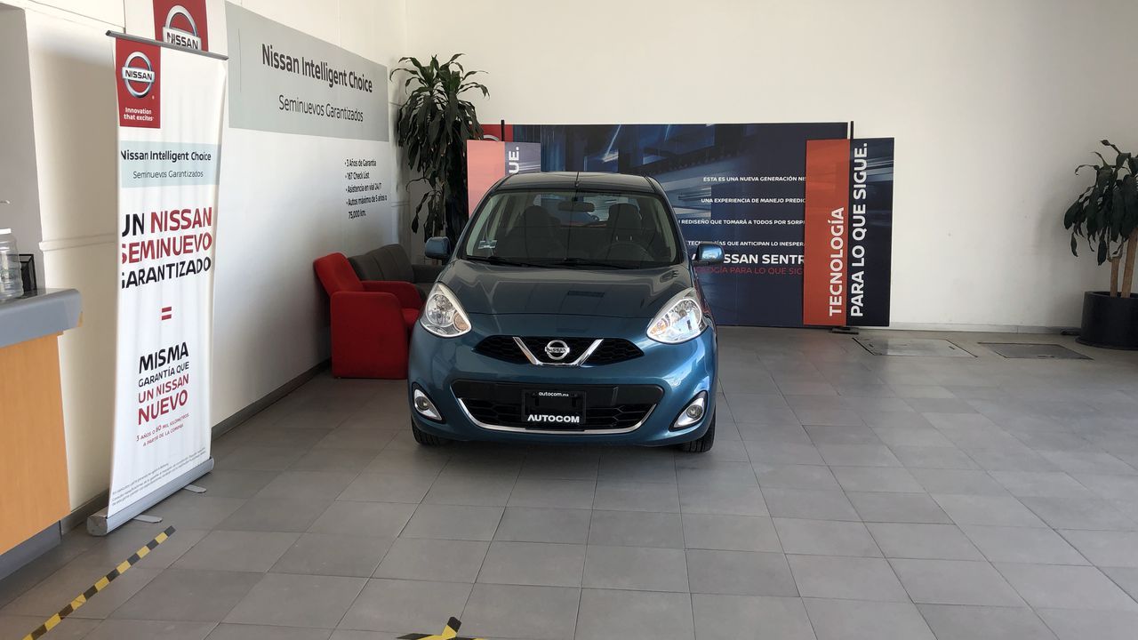 Nissan March 2016