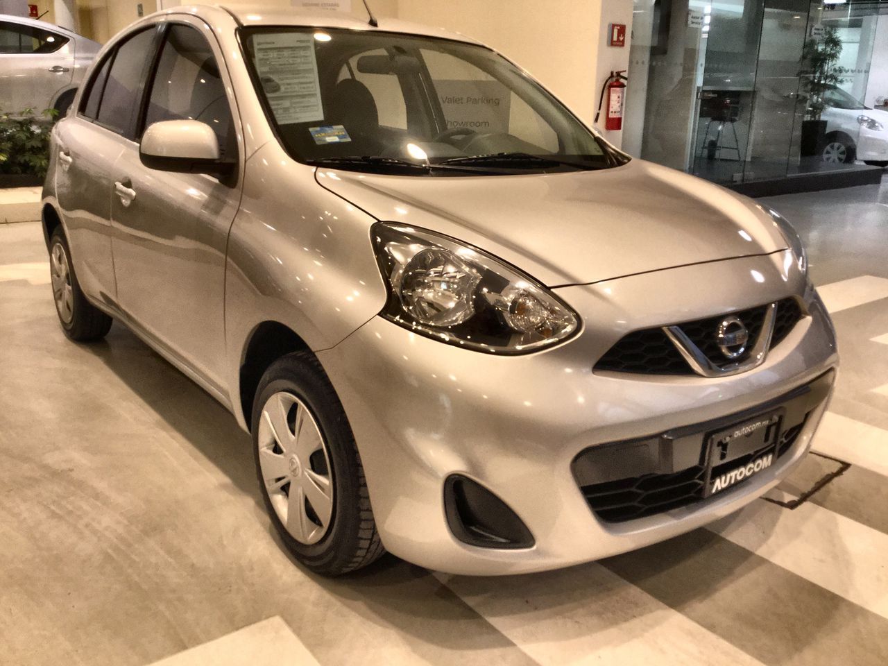 Nissan March 2018