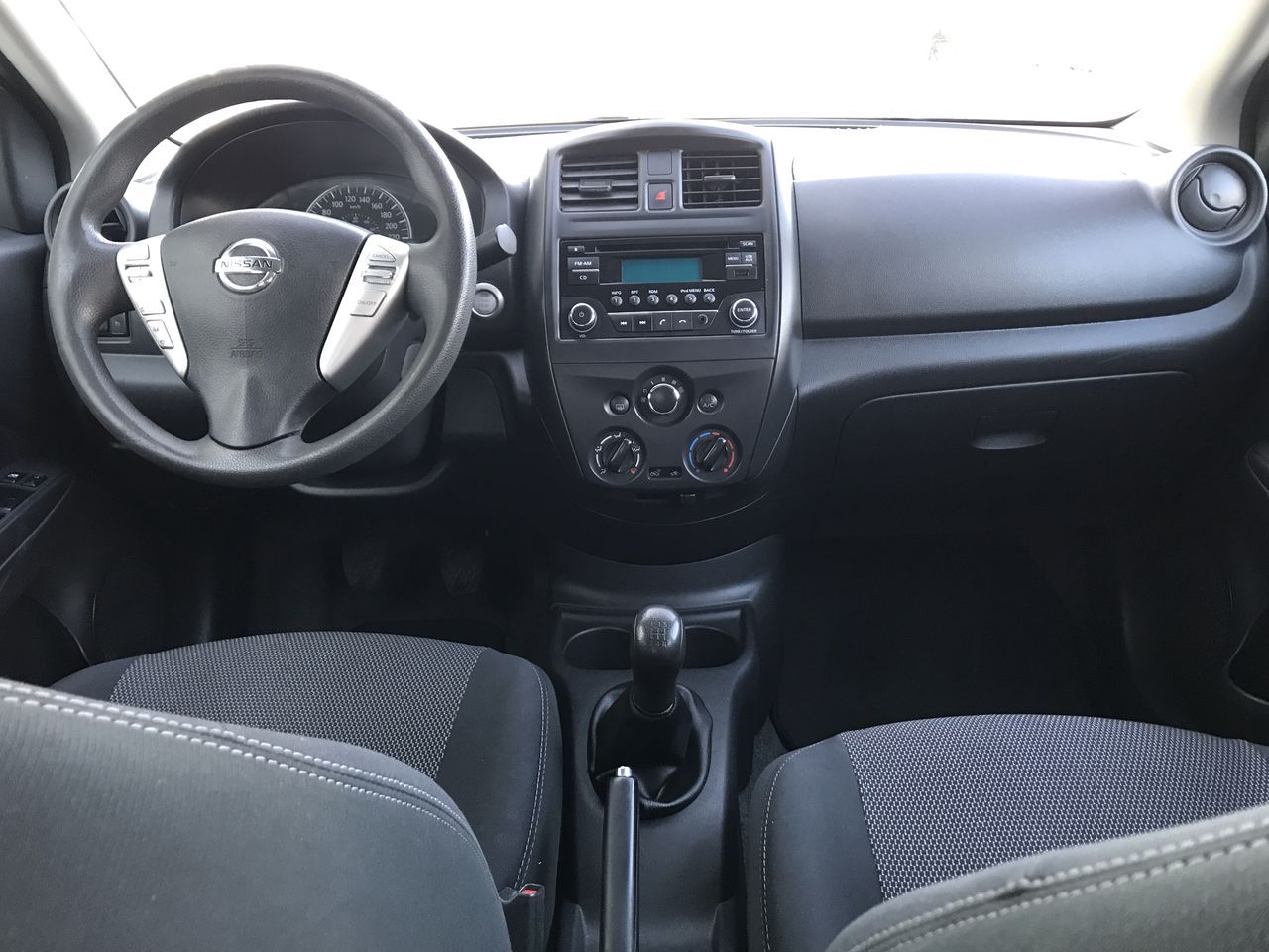 Nissan Versa 2015