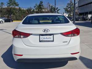 Autos seminuevos, Hyundai Elantra 2015