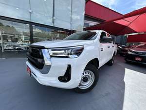 Autos seminuevos, Toyota Hilux 2023