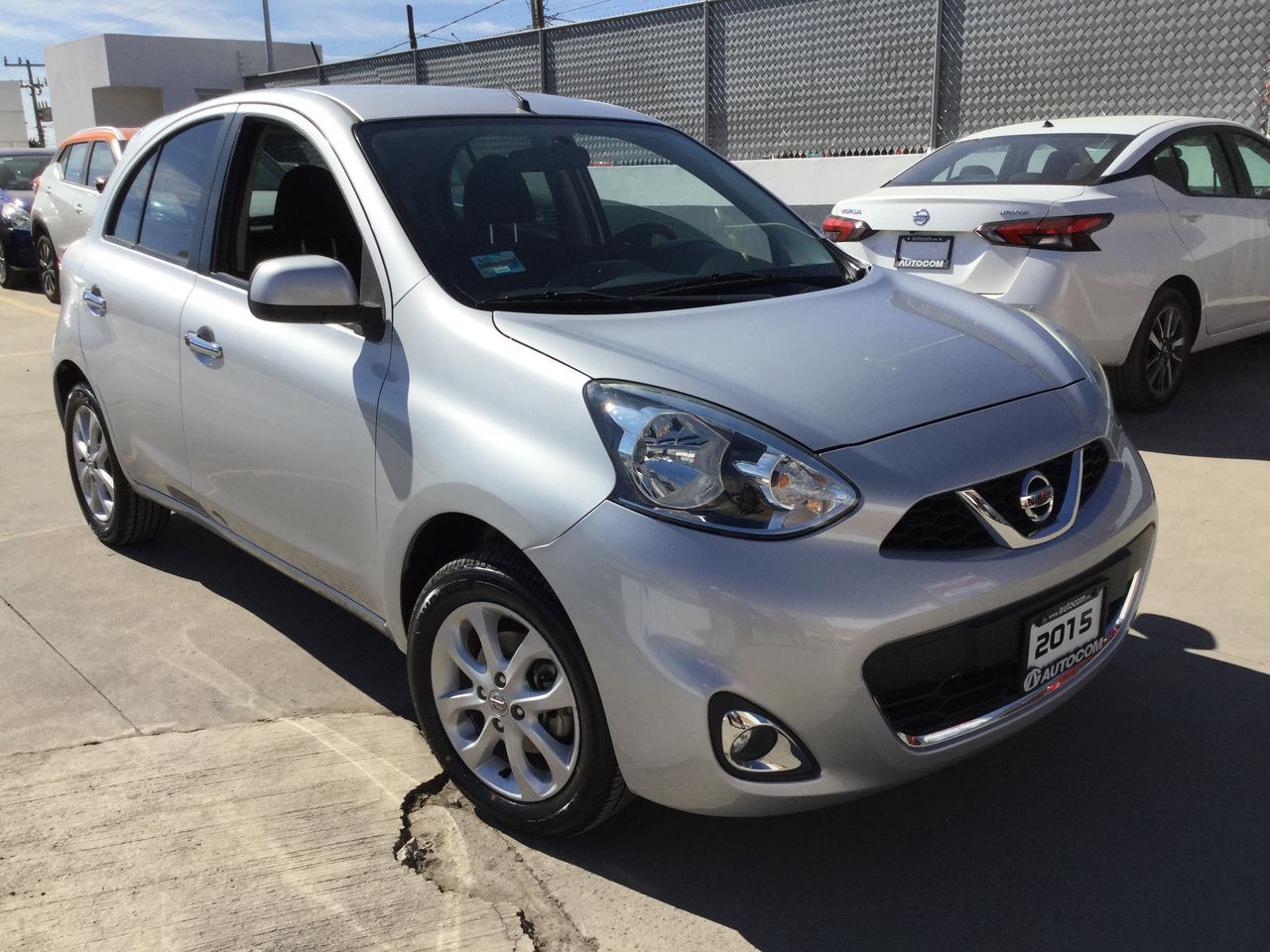 Nissan March 2015