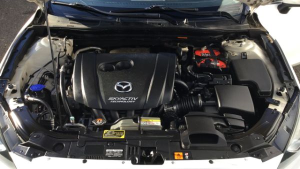 Mazda Mazda3 2015
