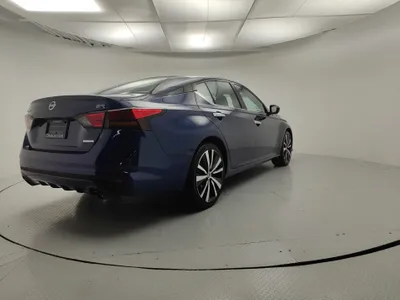 Nissan Altima 2021