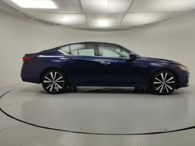 Nissan Altima 2021