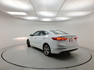 Hyundai Elantra 2018