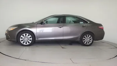 Toyota Camry 2016