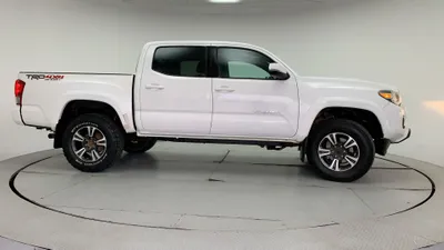 Toyota Tacoma 2017