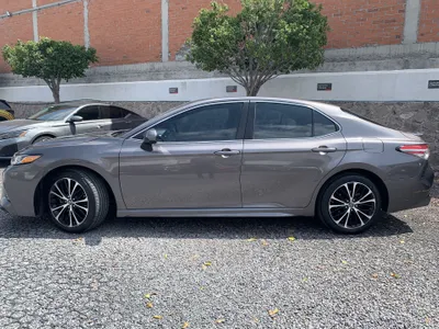 Toyota Camry 2019