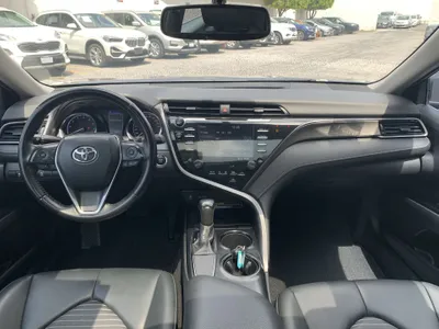 Toyota Camry 2019