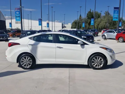 Hyundai Elantra 2015