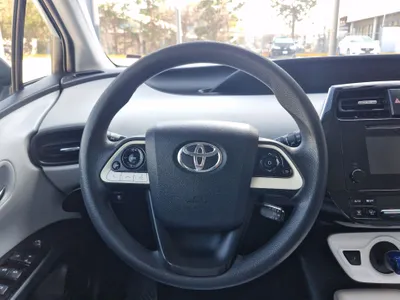 Toyota Prius 2018