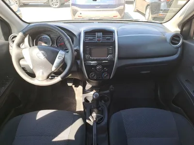 Nissan Versa 2018