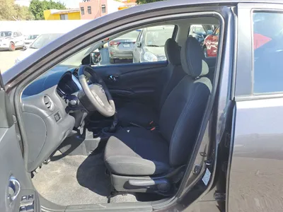 Nissan Versa 2018