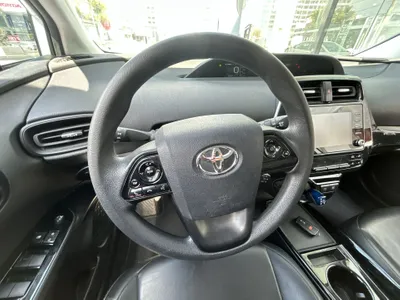 Toyota Prius 2021