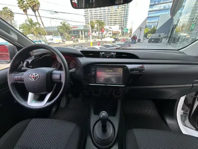 Toyota Hilux 2023