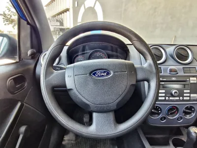 Ford Fiesta Ikon 2014