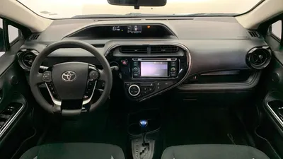 Toyota Prius C 2019