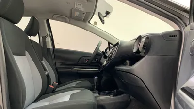 Toyota Prius C 2019