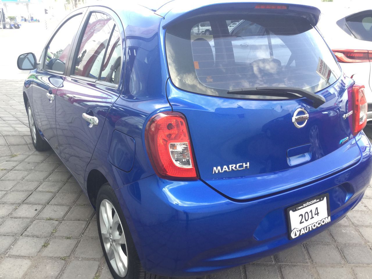Nissan March 2014
