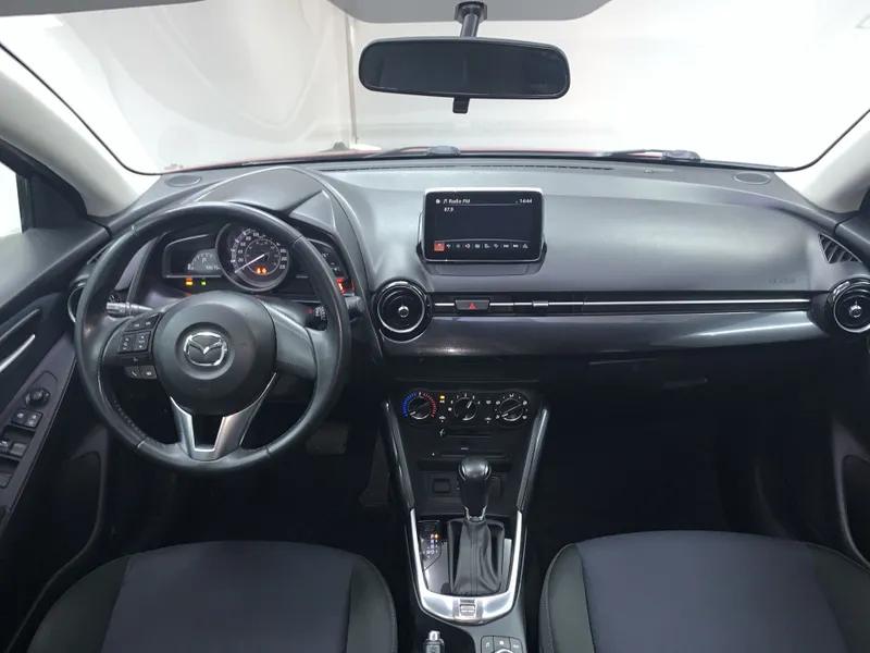 Mazda Mazda2 2016