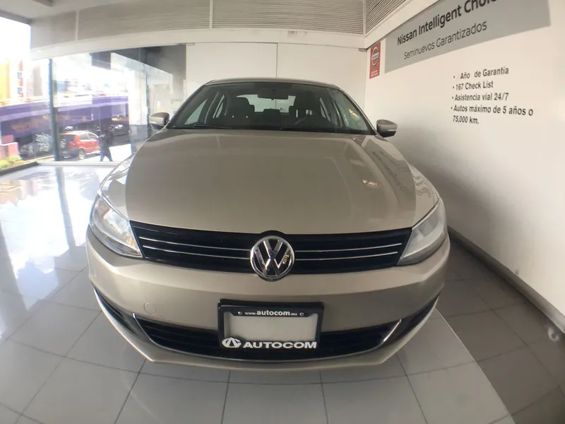Volkswagen Nuevo Jetta Mk Vi 2014