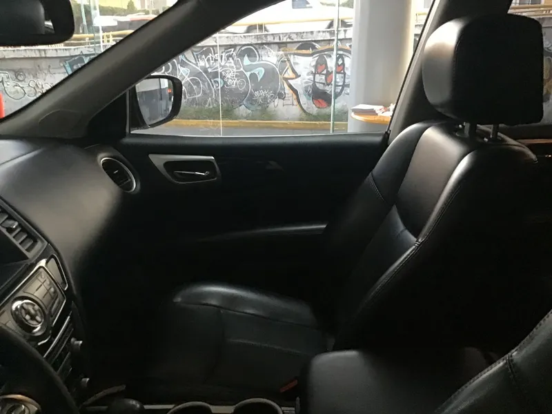 Nissan Pathfinder 2018