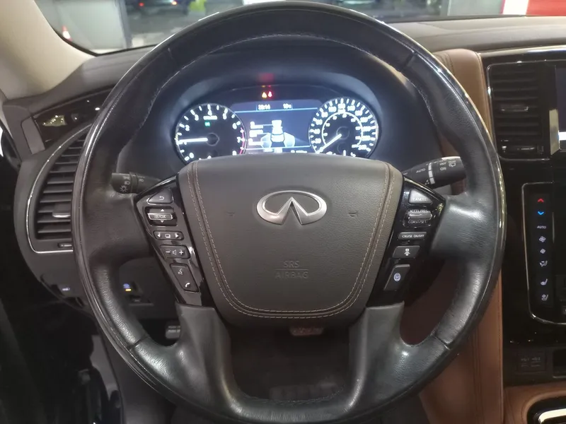 Infiniti Qx80 2021