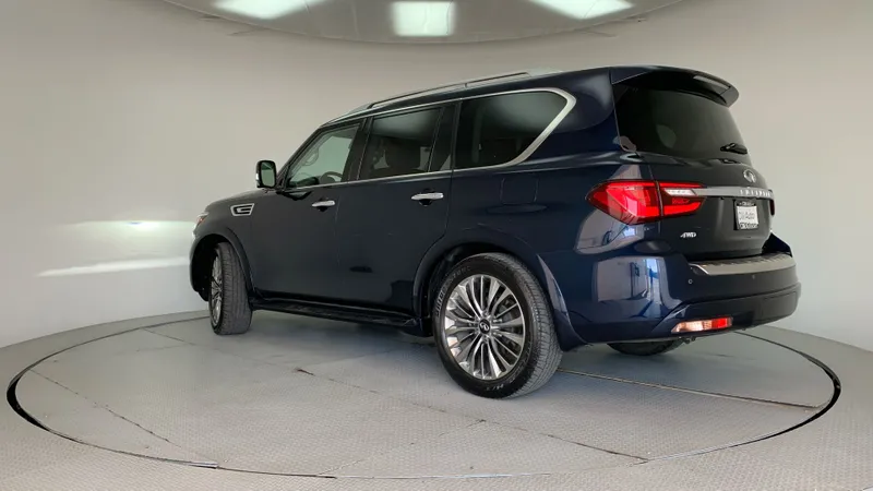 Infiniti Qx80 2021