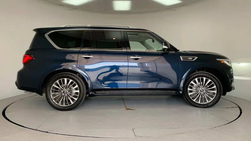 Infiniti Qx80 2021