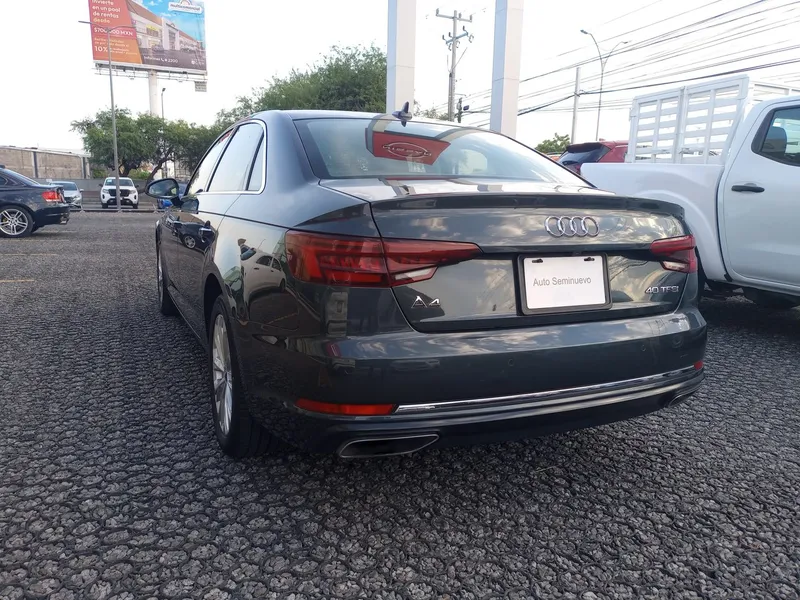 Audi A4 2019