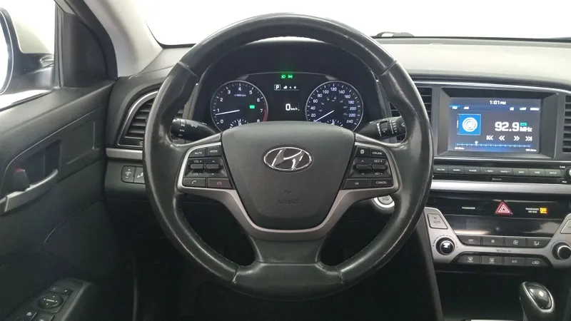 Hyundai Elantra 2018