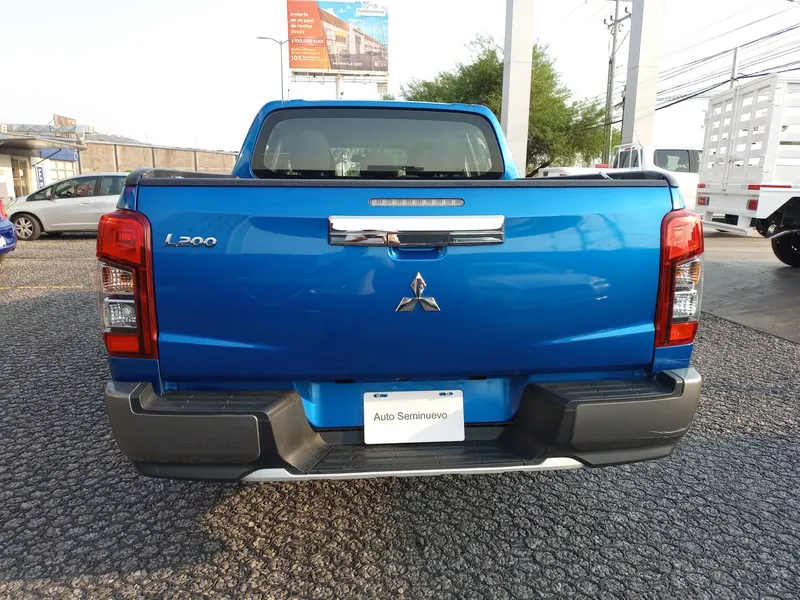 Mitsubishi L200 2022