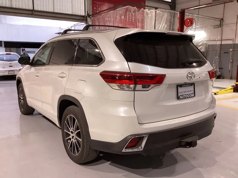 Toyota Highlander 2018