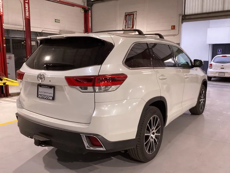 Toyota Highlander 2018