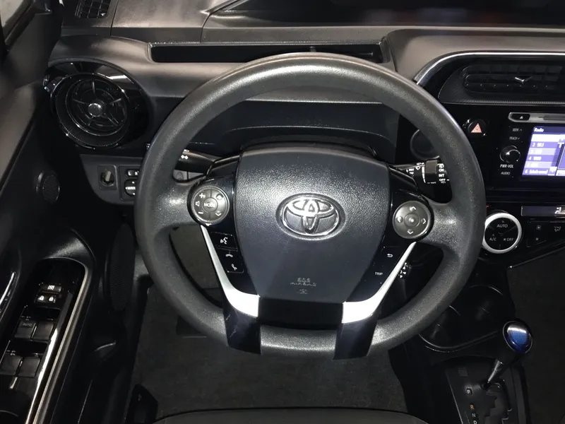 Toyota Prius C 2019