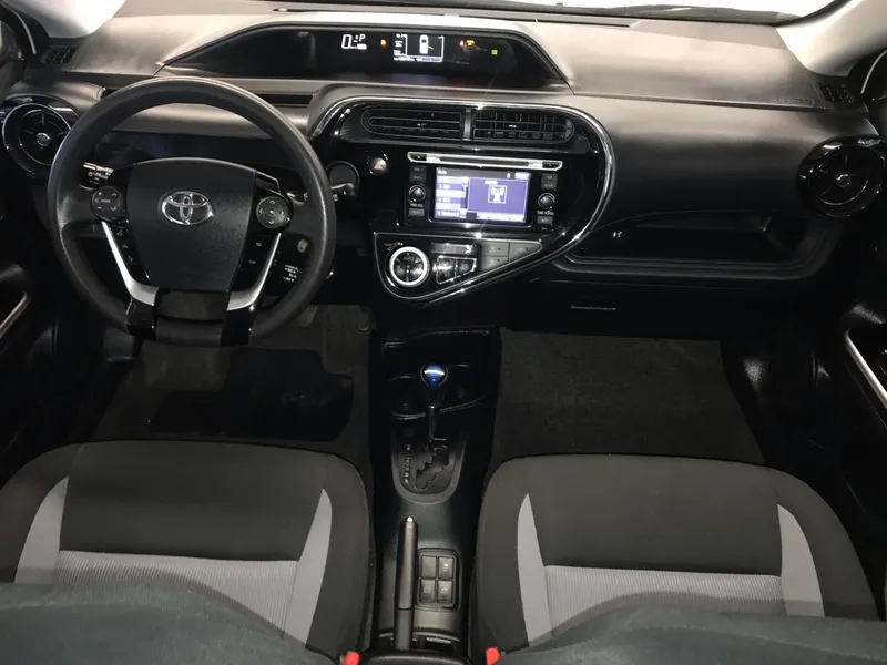 Toyota Prius C 2019