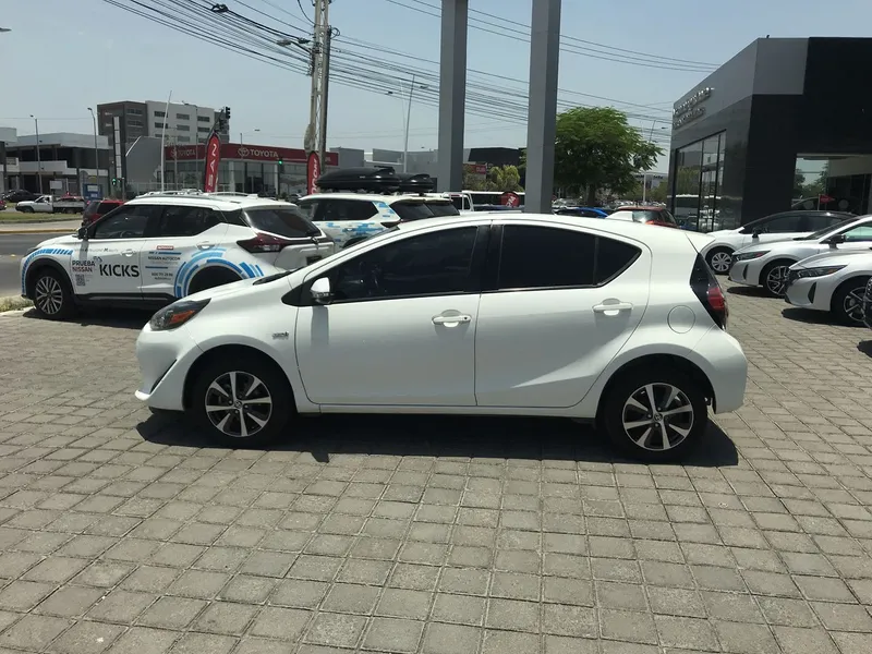 Toyota Prius C 2019