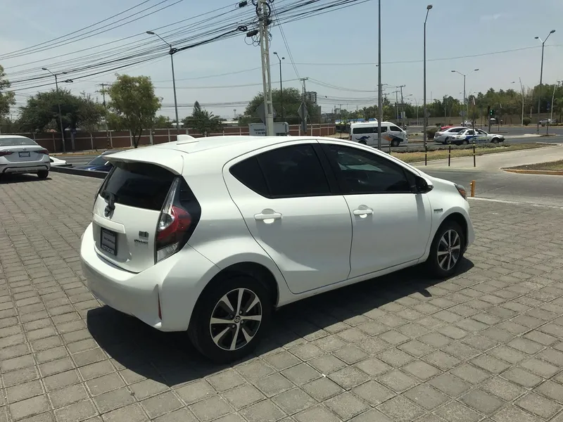 Toyota Prius C 2019