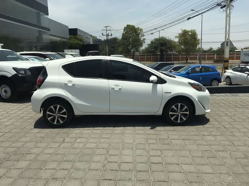 Toyota Prius C 2019