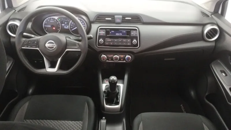 Nissan Versa 2020