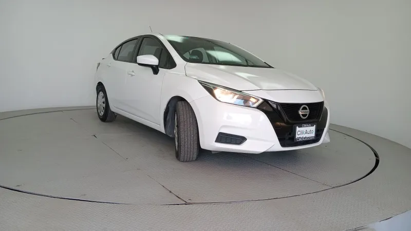 Nissan Versa 2020