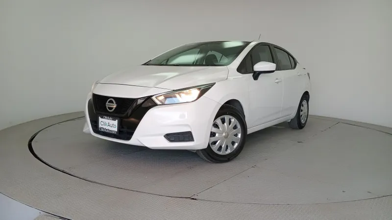 Nissan Versa 2020