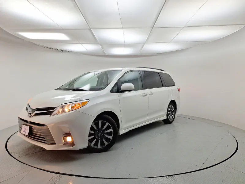 Toyota Sienna 2018