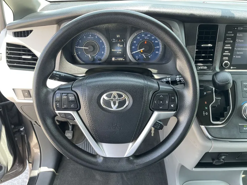 Toyota Sienna 2018