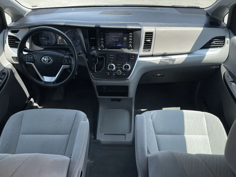 Toyota Sienna 2018