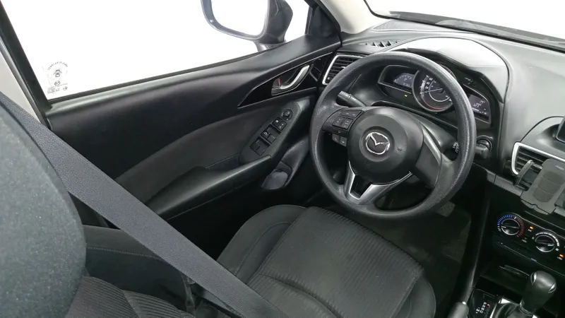 Mazda Mazda 3 2016