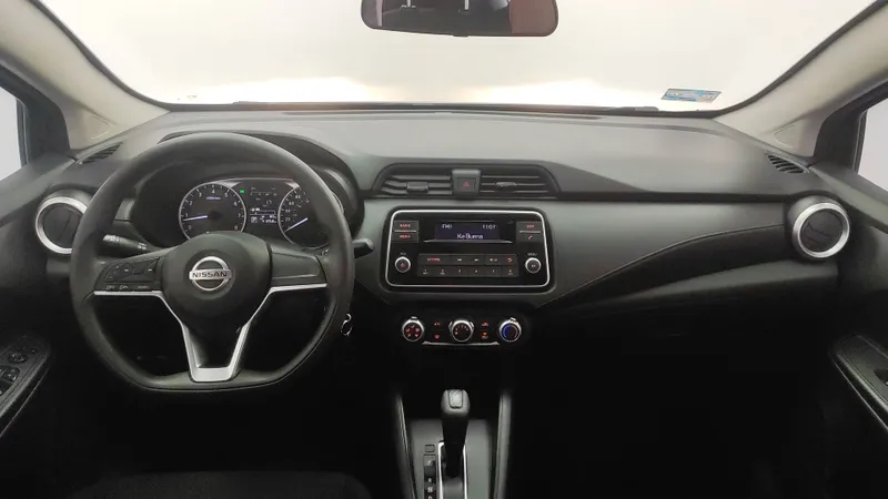 Nissan Versa 2021