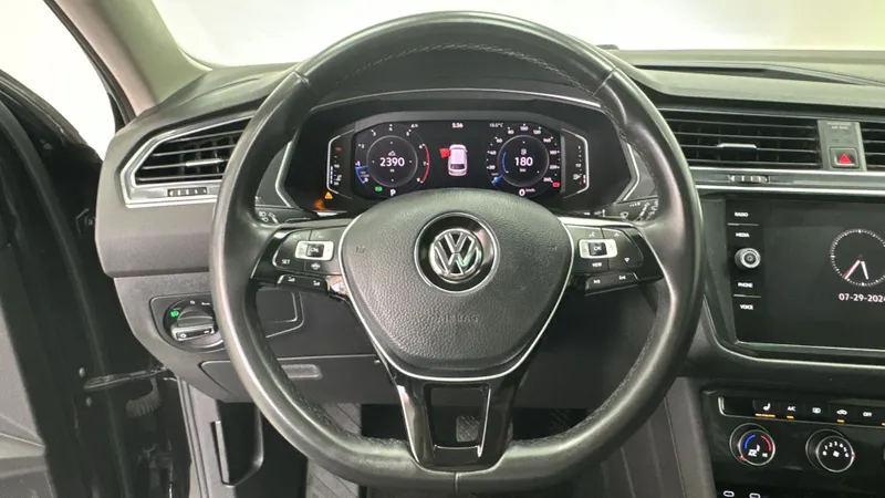 Volkswagen Tiguan 2011